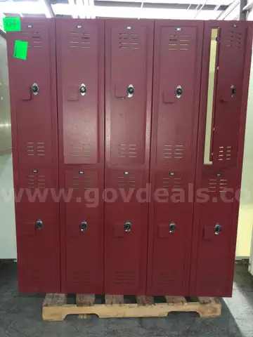 Lockers (2 sets)
