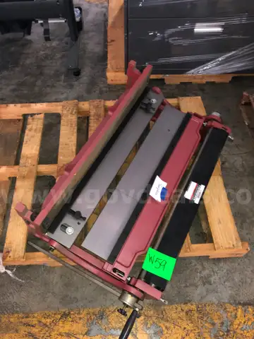 HYDRAULIC CUTTER