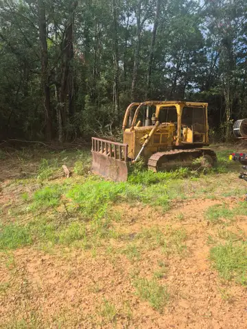 1982 CATERPILLAR D5B BULLDOZER