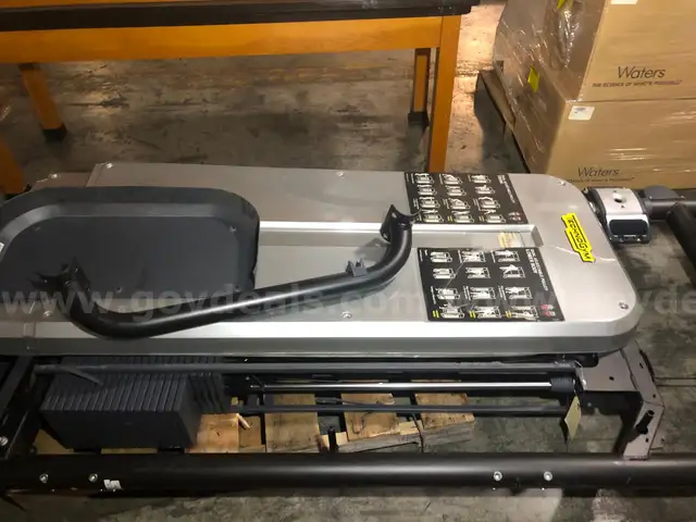 Exercise Equipment (2pcs)