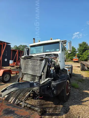 1997 Freightliner Conventional