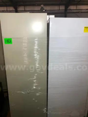 Lab Equipment (2pcs)
