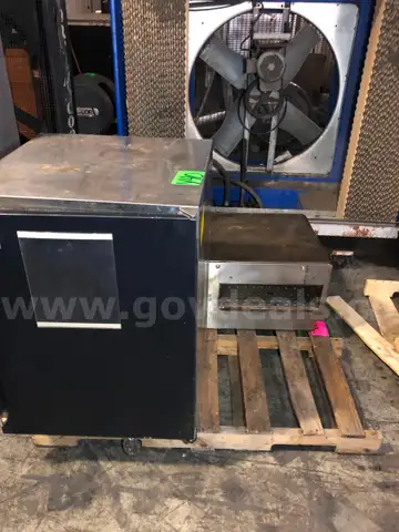 Kitchen Equipment (2pcs)