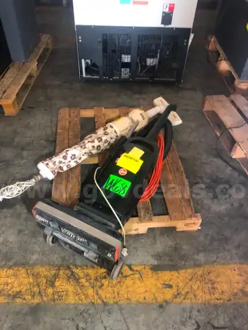 Vacuums (2pcs)