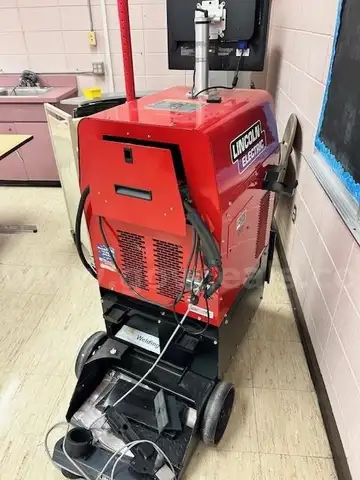 Lincoln Vertec 360 Virtual Welder