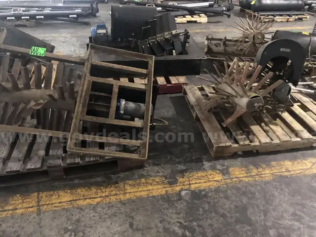 Industrial Equipment (2pcs)