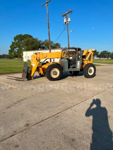 Mustang 642 Forklift
