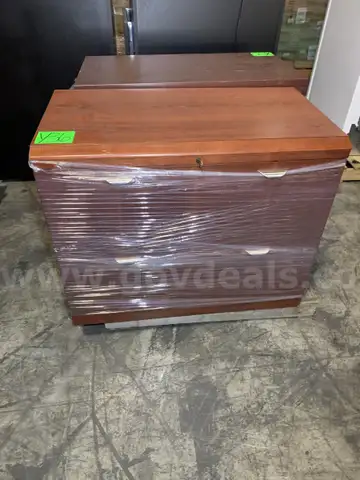 Wooden Cabinet (2pcs)