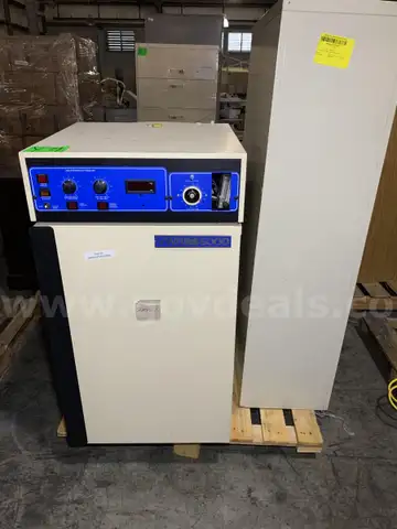 Lab Equipment (3pcs)