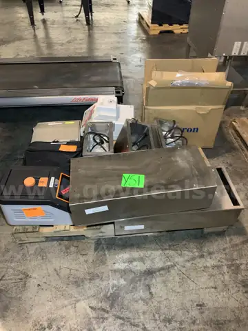 Medical Equipment (9pcs)