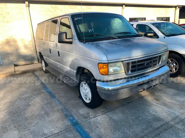 2005 Ford Econoline