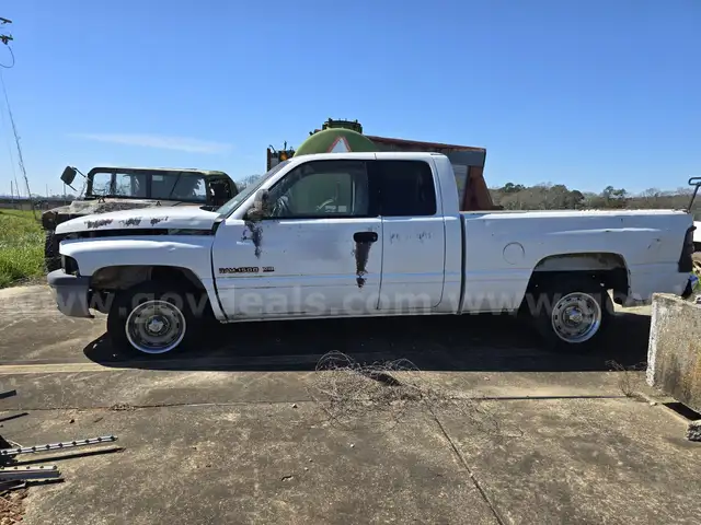 2001 Dodge Ram 1500 Quad Cab Long Bed 2WD