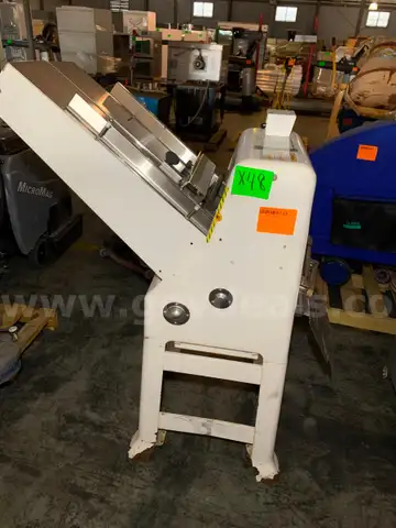 Bread Slicer, Oliver