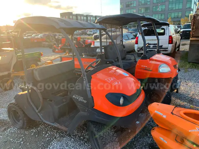 KUBOTA MOTORIZED CART (2)