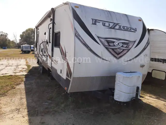 1 Lot of Travel Trailers (Quantity 31 - various makes/models)