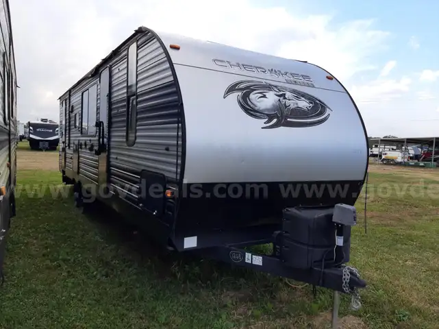 1 Lot of Travel Trailers (Quantity 115 - various makes/models)