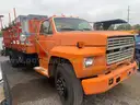 1990 Ford F700
