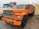 1990 Ford F700