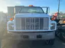 2000 GMC C7H042