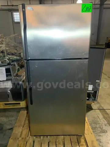 Refrigerator, GE