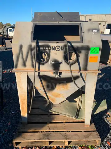 Cabinet, Abrasive Blasting