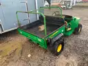 JOHN DEERE MOTORIZED CART