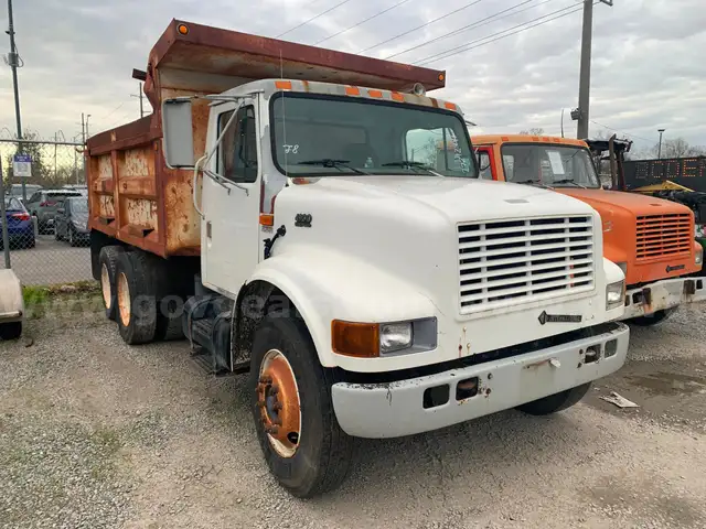 2002 International 4900