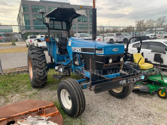 FORD TRACTOR (DIESEL)