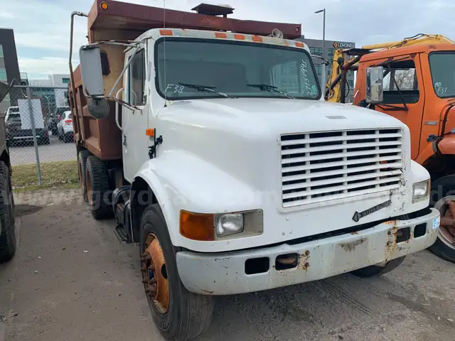 2001 International 4900