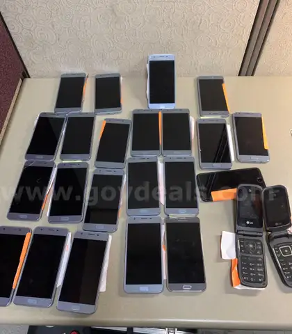 Cell Phone Bundle #11