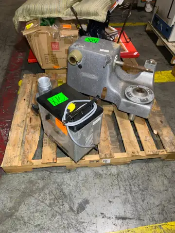 Kitchen Equipment (2 pcs)