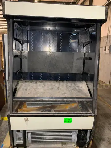 Refrigerated Display Case