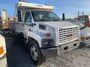 2005 GMC C7C042