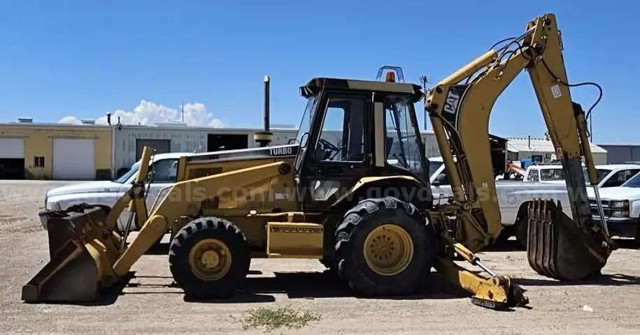 2000 Caterpillar 446B Backhoe
