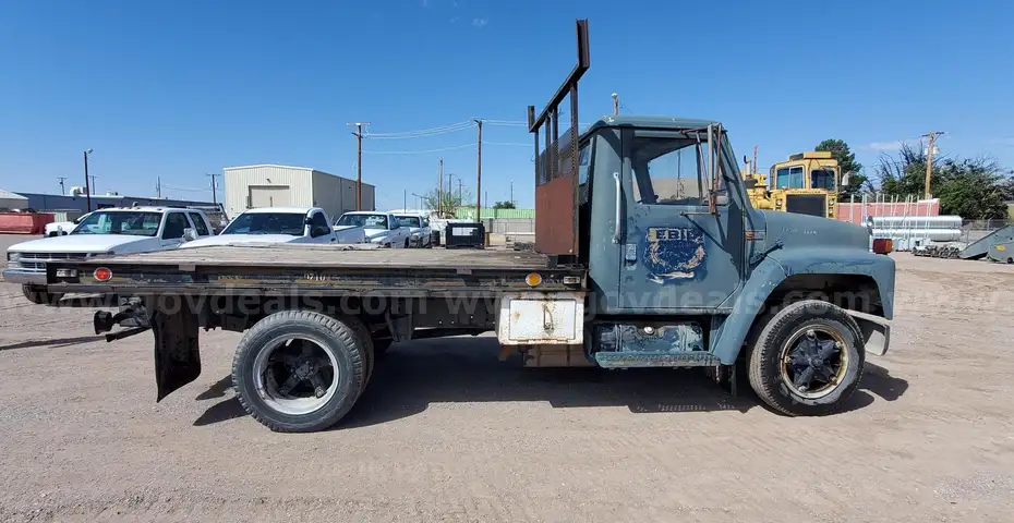 1985 International 1654