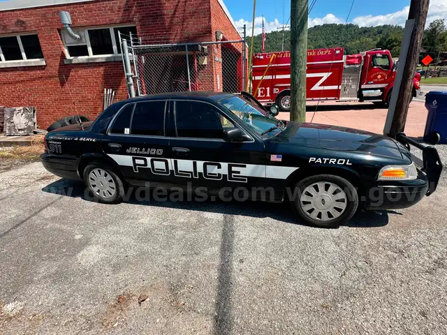 2010 Ford Crown Victoria