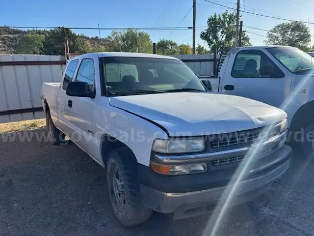 2001 Chevrolet Silverado 1500 Ext. Cab Short Bed 4WD