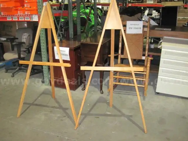 Easels (2)