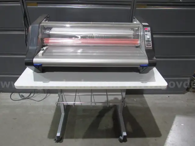 Laminator w/Table