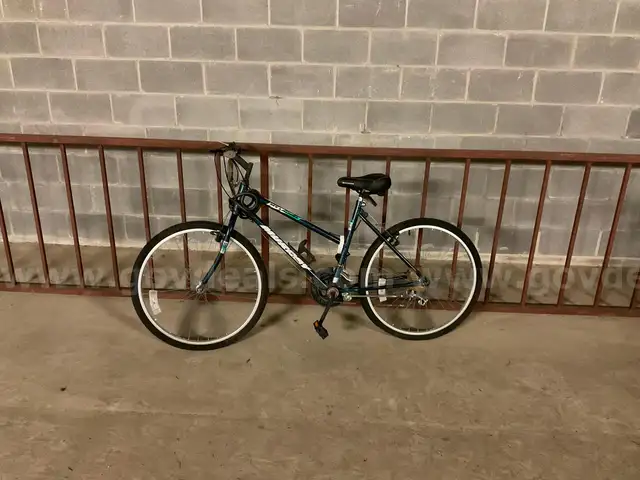 Murray Bicycle (PLEASE NOTE FIRM INSPECTION/REMOVAL DATES - ONLY 3 DAYS FOR REMOVAL)