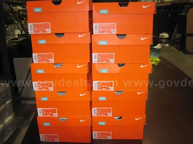 Nike Cleats (10 Pairs of Assorted Styles &#x26; Sizes)