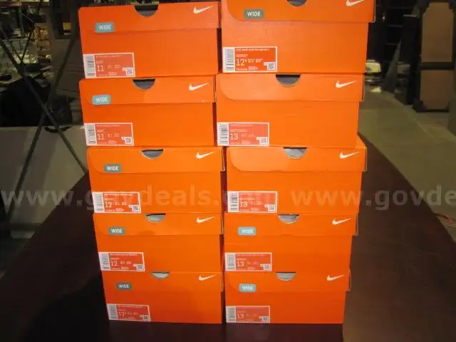 Nike Cleats (10 Pairs of Assorted Styles &#x26; Sizes)