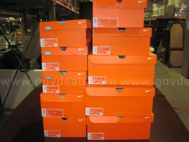 Nike Cleats (10 Pairs of Assorted Styles &#x26; Sizes)