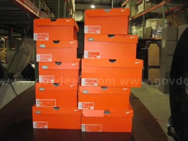 Nike Cleats (10 Pairs of Assorted Styles &#x26; Sizes)