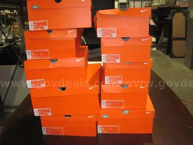 Nike Cleats (10 Pairs of Assorted Styles &#x26; Sizes)