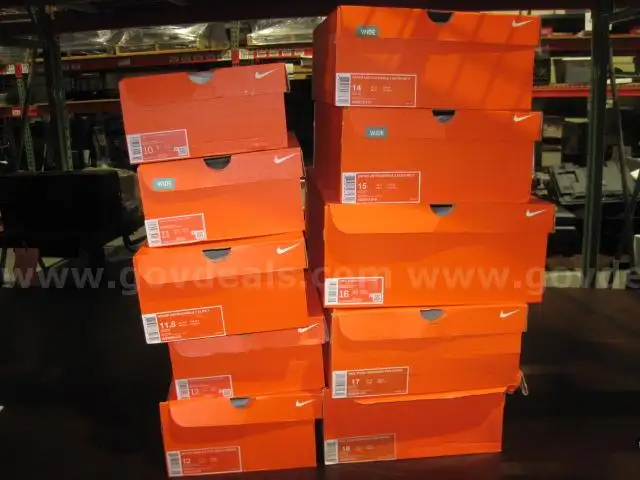 Nike Cleats (10 Pairs of Assorted Styles &#x26; Sizes)