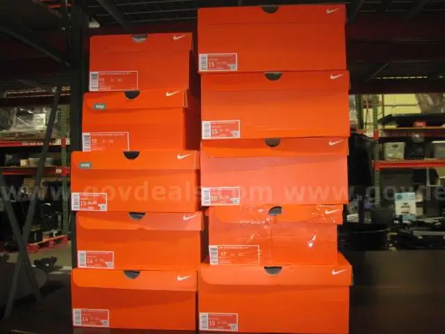Nike Cleats (10 Pairs of Assorted Styles &#x26; Sizes)
