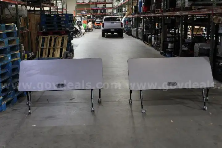 Folding Tables (2)