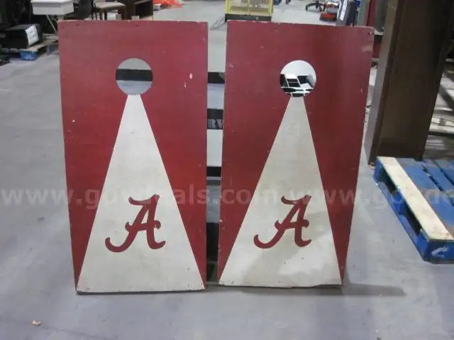 Cornhole (2)