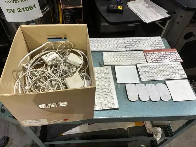 Assorted Apple Accessories